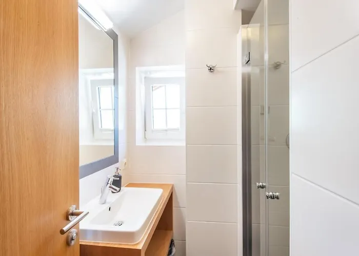 Luxury In Near Ski Area