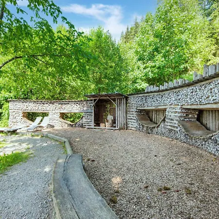 Luxury In Near Ski Area