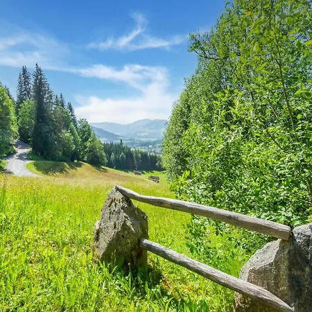 Luxury In Near Ski Area *